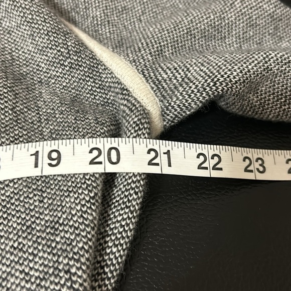 Skull Cashmere Skull Lambs Wool Angora Grey Open Cardigan Poncho Sweater Sz S - Picture 13 of 14